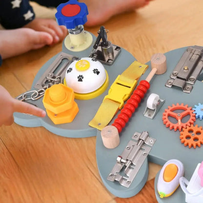 Busy Board Montessori Ours – Jouet Éveil Bébé
